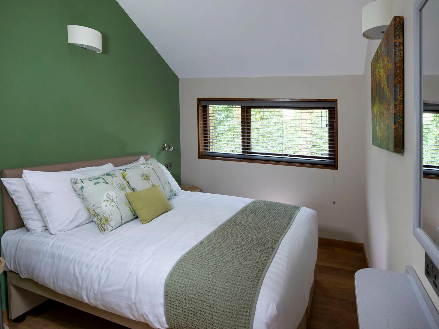 Delamere Forest Cabins - Forest Holidays Mouldsworth Exterior foto